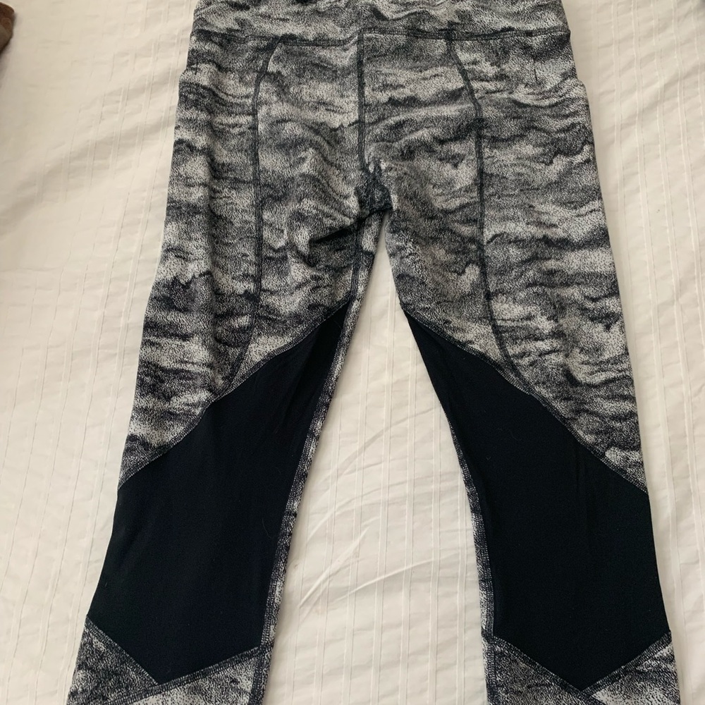 Lululemon leggings crop